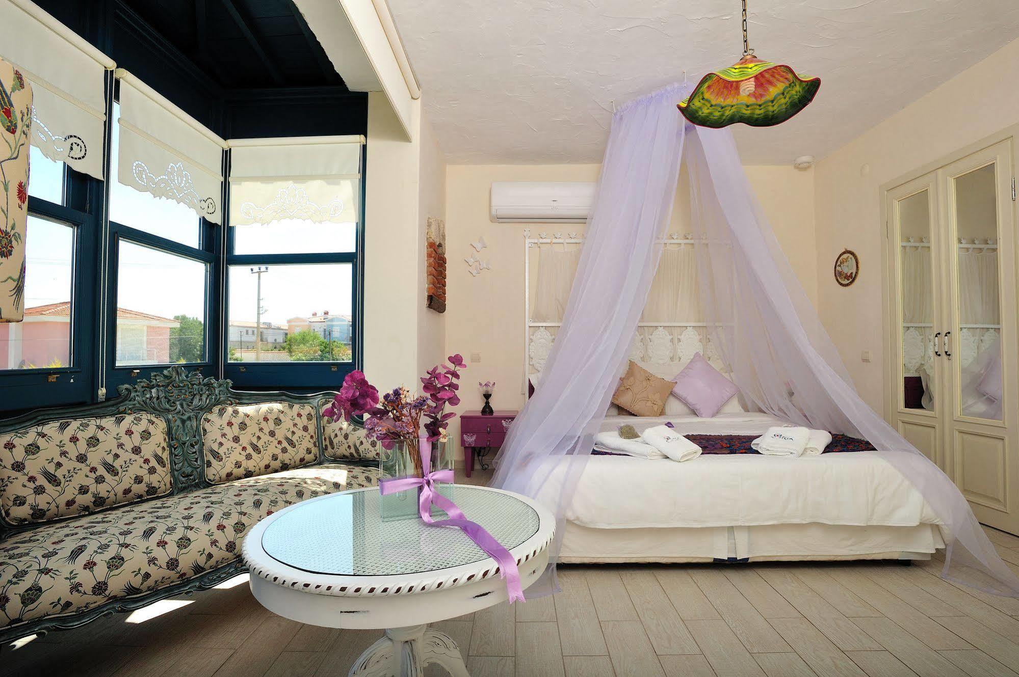 Alacati Sultan Konak Butik Otel ℳℛ Luxury Concept Exterior photo